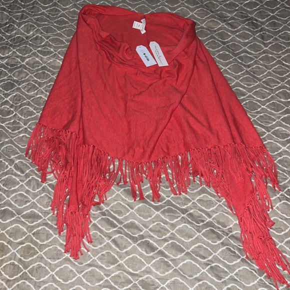 Moon & madison shawl - Picture 1 of 3